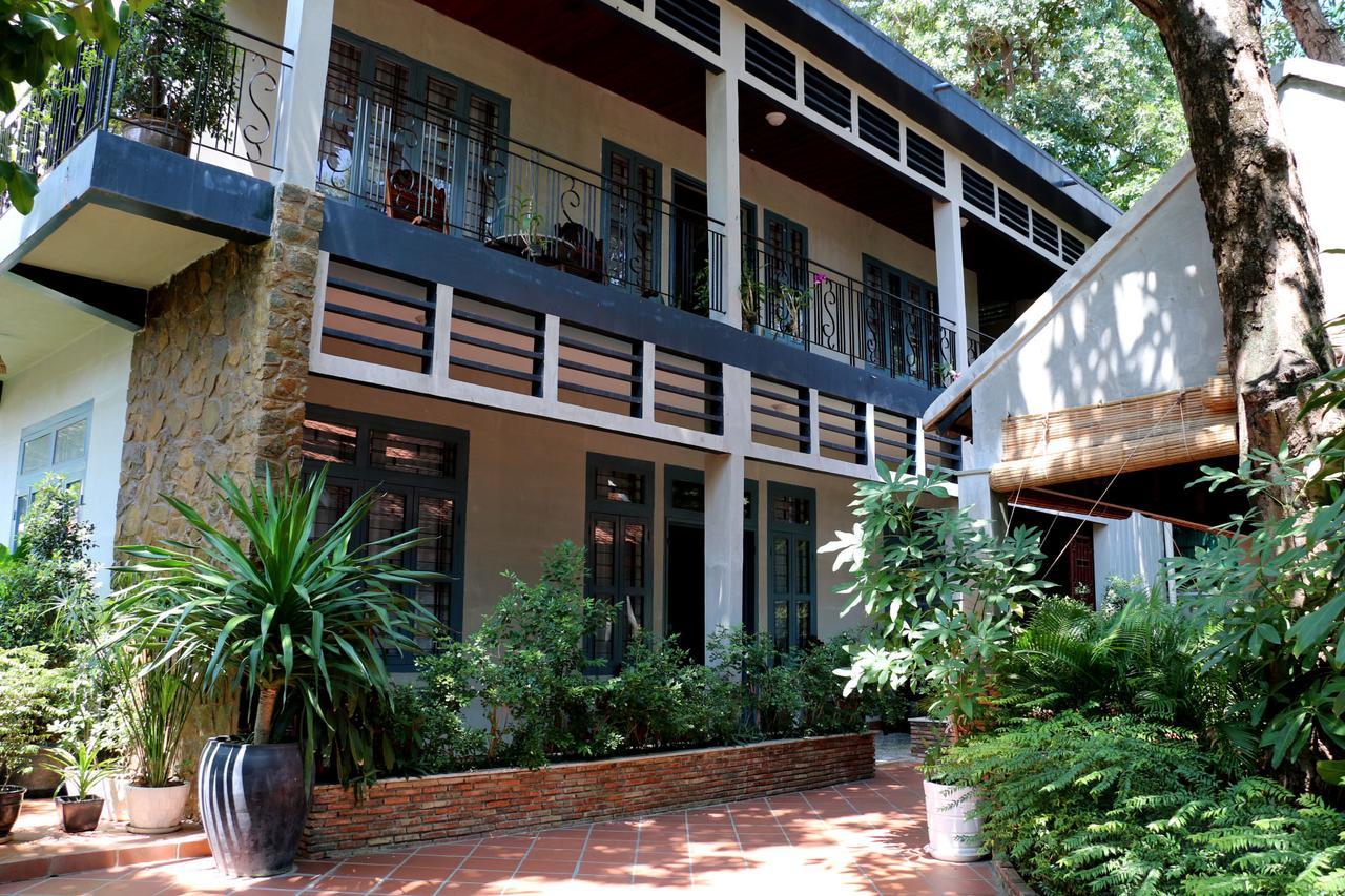 Corner9 Bassac Boutique Hotel พนมเปญ ภายนอก รูปภาพ