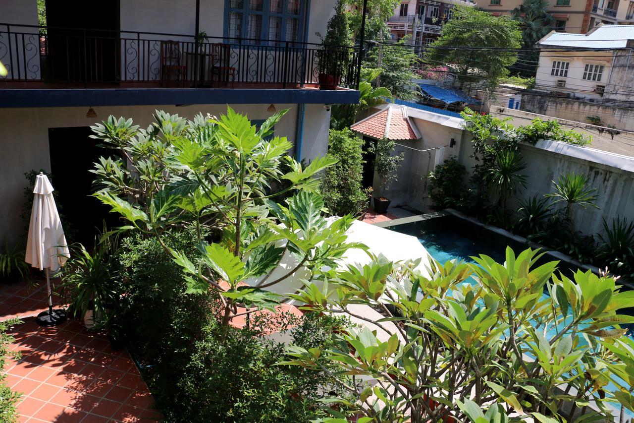 Corner9 Bassac Boutique Hotel พนมเปญ ภายนอก รูปภาพ
